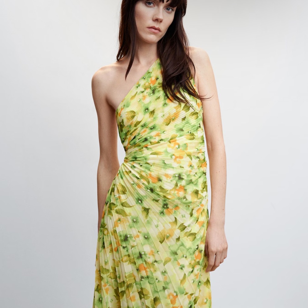 Floral One-Shoulder Dress Asymmetrical pleated dress Mango